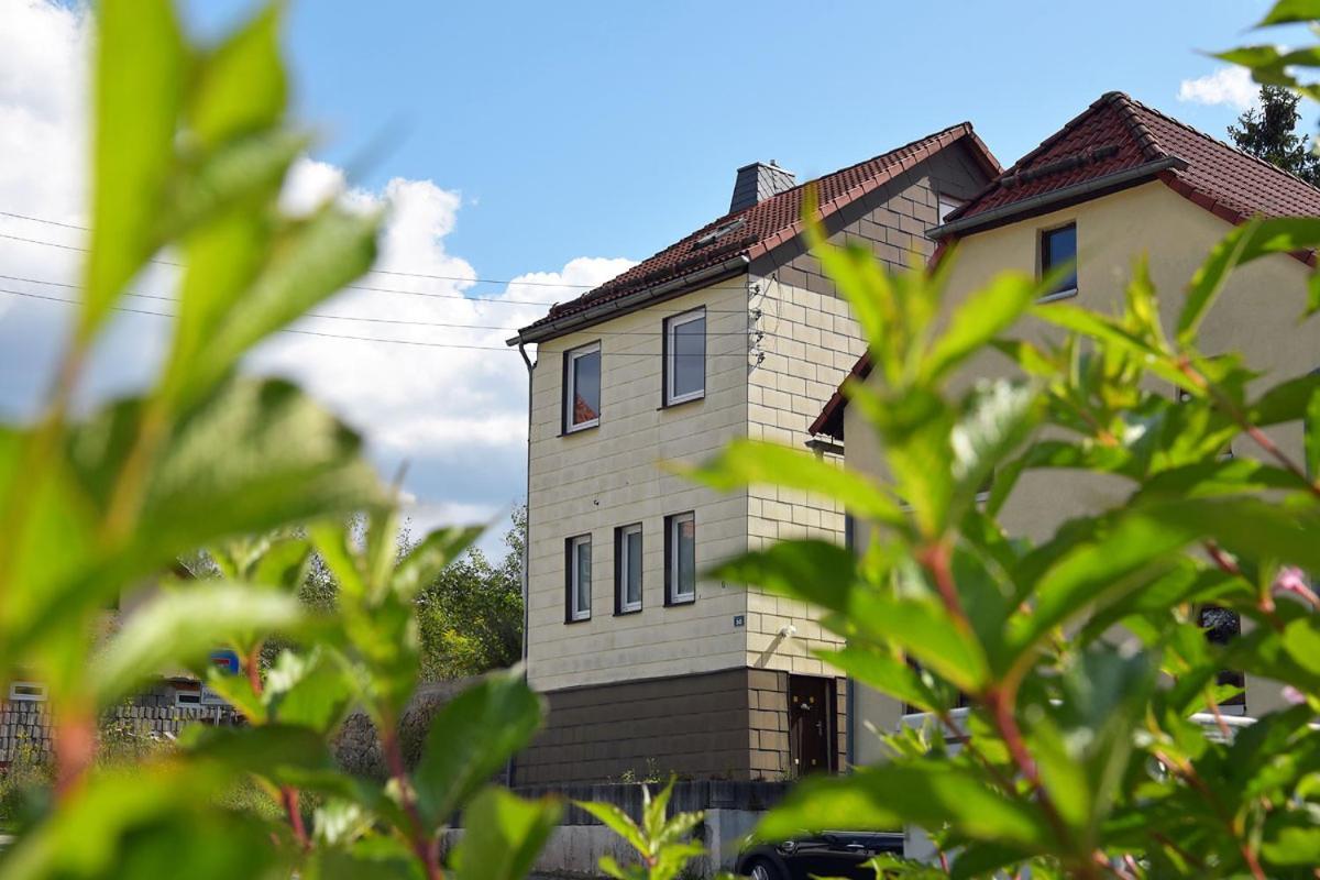 Monteurhaus-Arbeiterunterkunft Haus Markus Suhl Eksteriør bilde